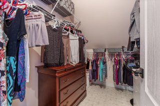 Walk-in closet