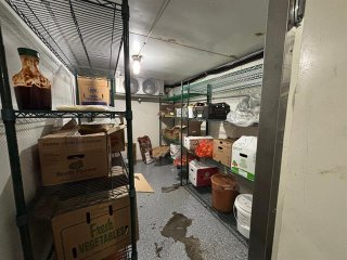 Cave/ chambre froide