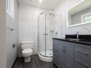 Ensuite bathroom