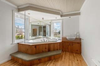 Salle de bains attenante à la CCP