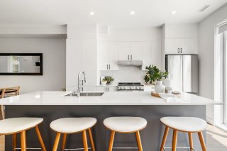 #11 - 9420 Rue Clément