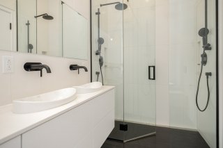 Ensuite bathroom