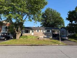 4455 Rue Donat