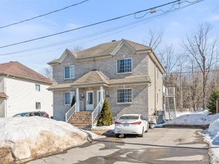 10264 Rue Albert-Gingras