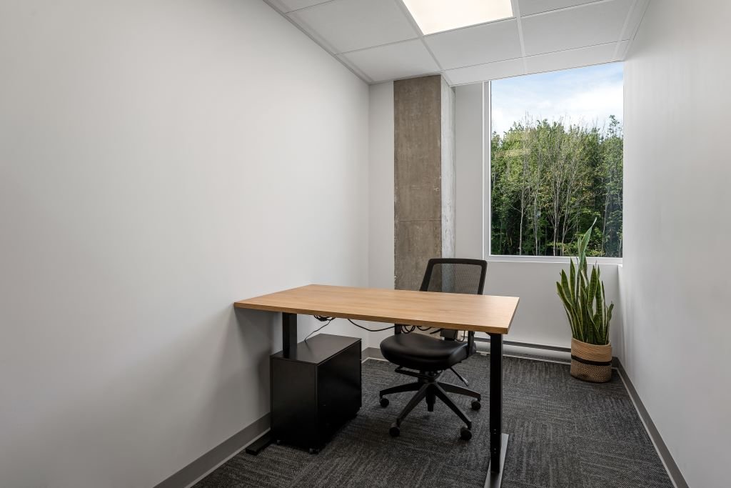 #325 - 3235 Av. de la Gare