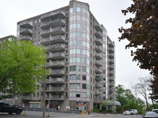 #862 - 1077 Rue St-Mathieu