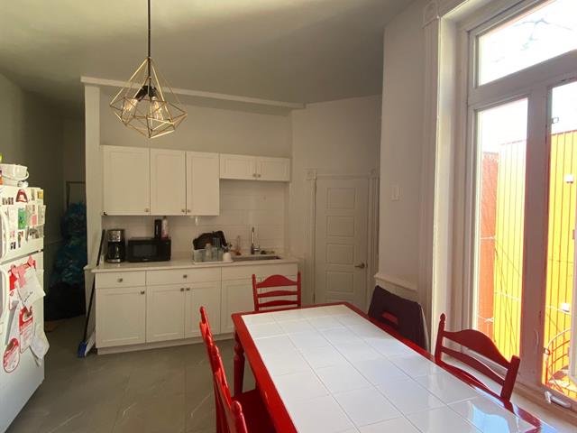 1206 Rue St-André