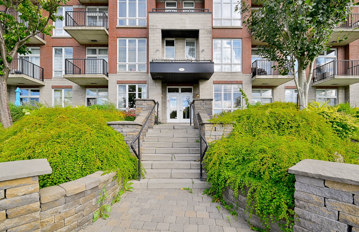 #401 - 50 Rue du Bord-de-l'Eau E.