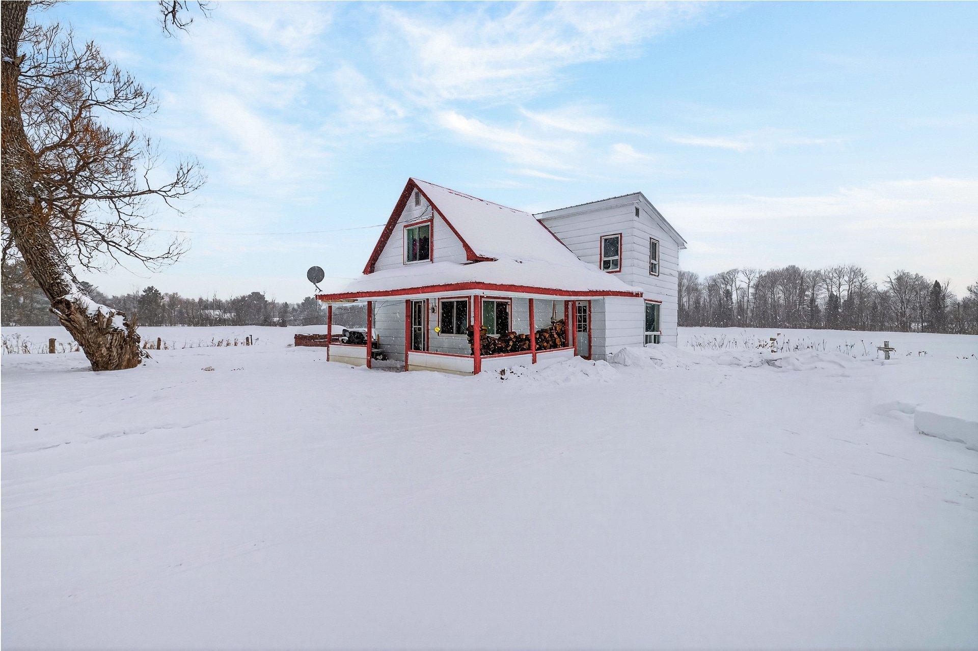  157 Ch. du Lac-Cayamant