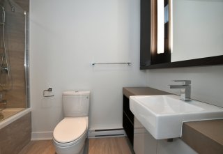 Salle de bains attenante à la CCP