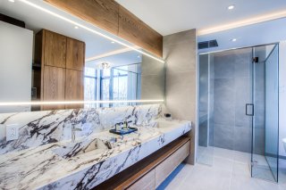 Salle de bains attenante à la CCP