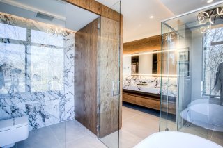 Salle de bains attenante à la CCP