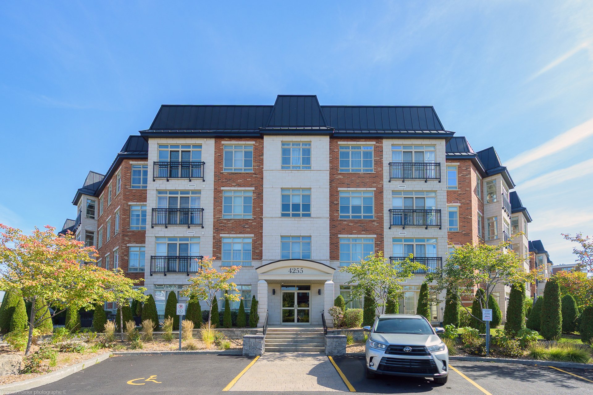 #209 - 4255 Rue des Francs-Bourgeois