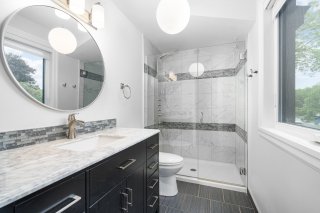 Ensuite bathroom