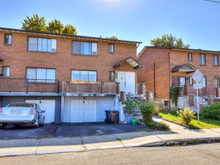 4870 Rue Churchill