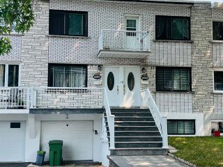 8644 Rue Réjane
