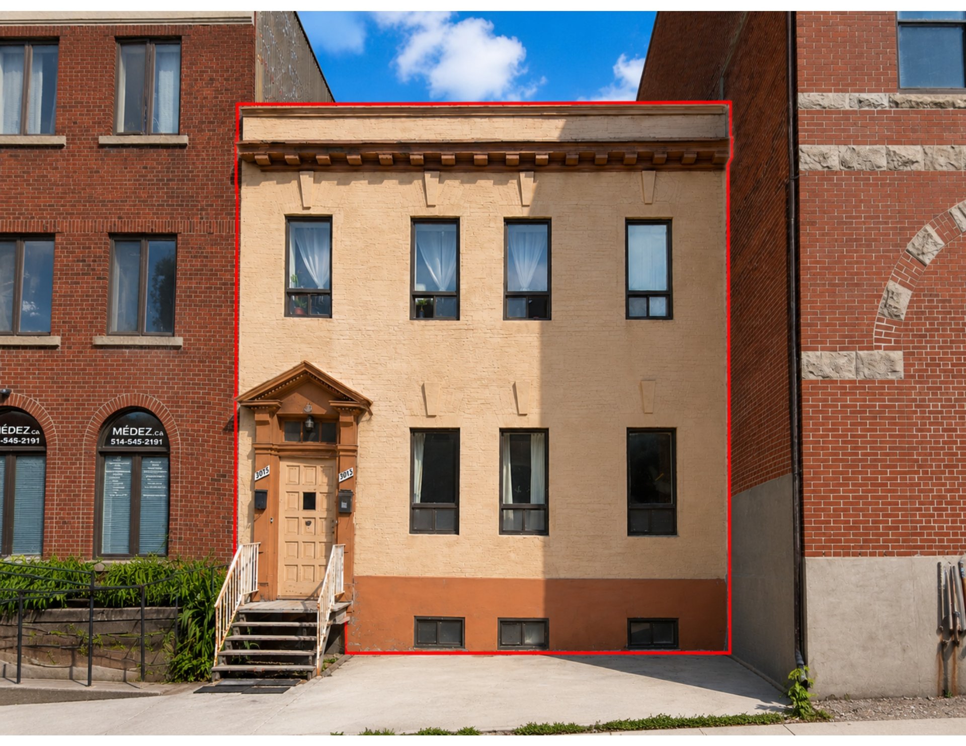 3011 Rue St-Antoine O.
