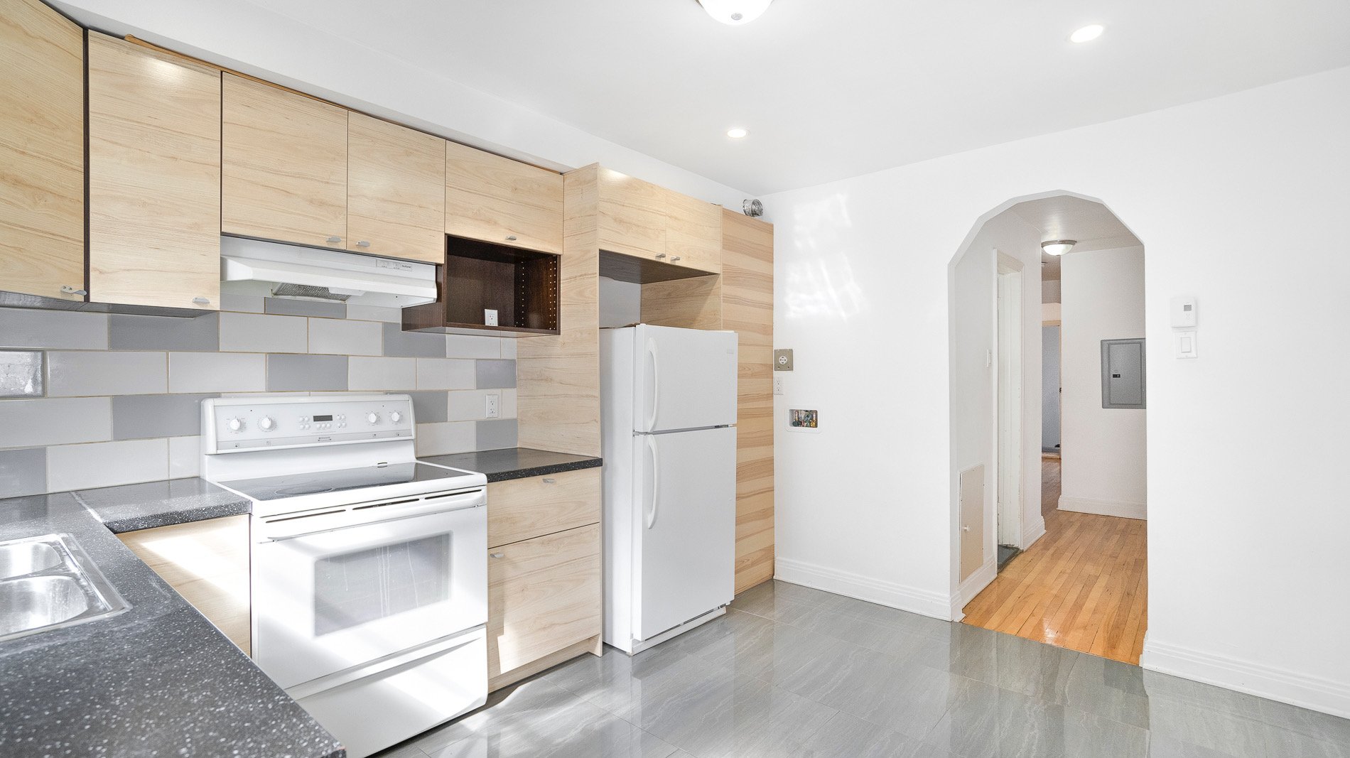 4714 Rue De La Peltrie