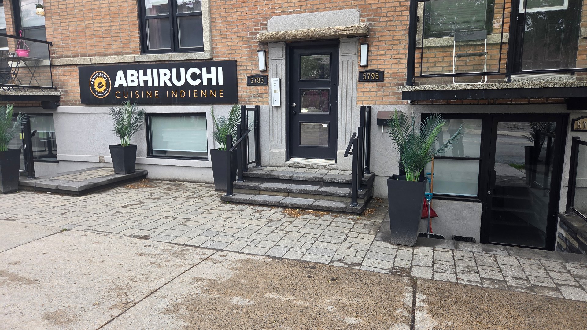 5781 Ch. Upper-Lachine