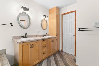 Ensuite bathroom