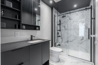 Ensuite bathroom
