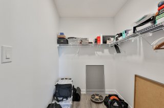 Walk-in closet