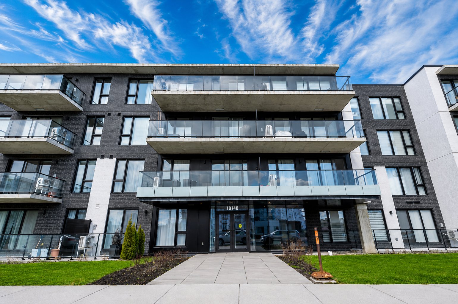 #302 - 10140 Rue Lauraine-Vaillancourt