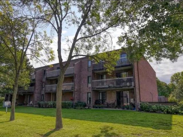 #306 - 80 Crois. Elgin