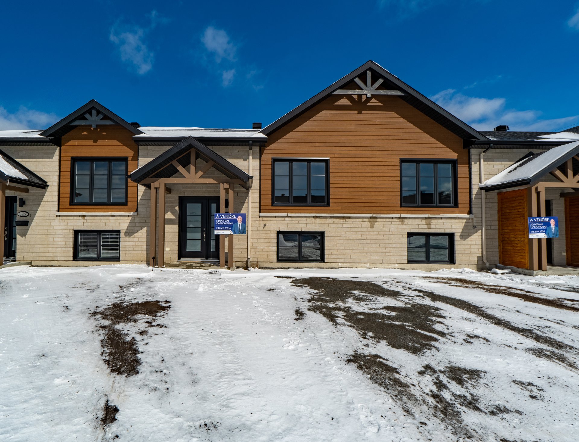 1677 Crois. de la Pente-Douce