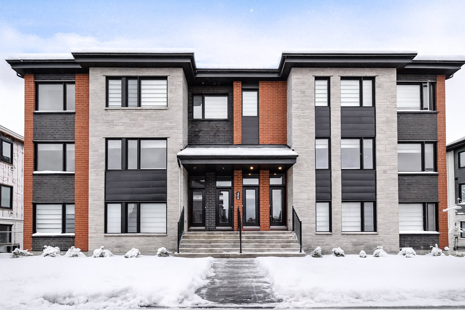 #102 - 490 Berthiaume