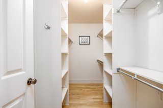 Walk-in closet