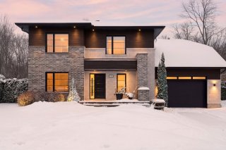 1335 Av. de Louisbourg