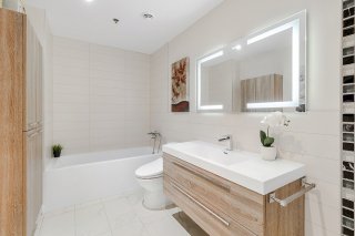 Salle de bains attenante à la CCP
