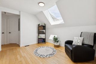 Den