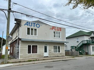 1367 Boul. Jacques-Cartier