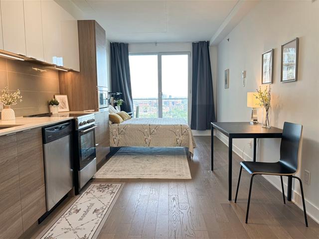 #1214 - 1800 Boul. René-Lévesque O.