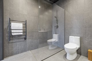 Ensuite bathroom