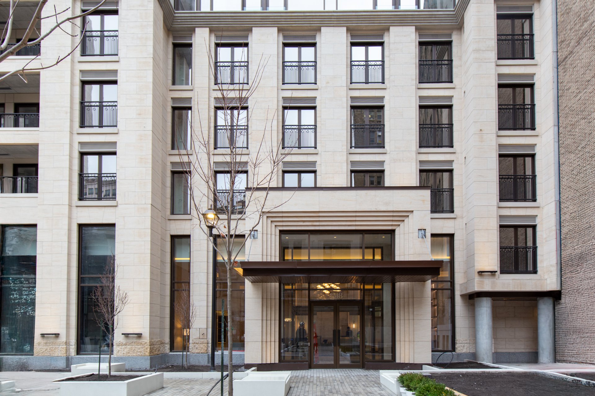 #422 - 1518 Rue Sherbrooke O.