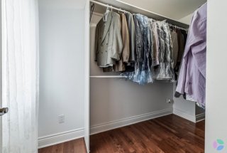 Walk-in closet