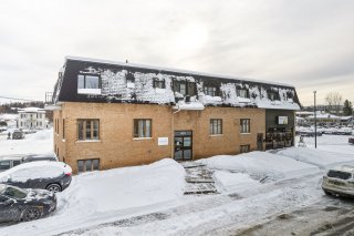 1671 Av. de Grand-Mère