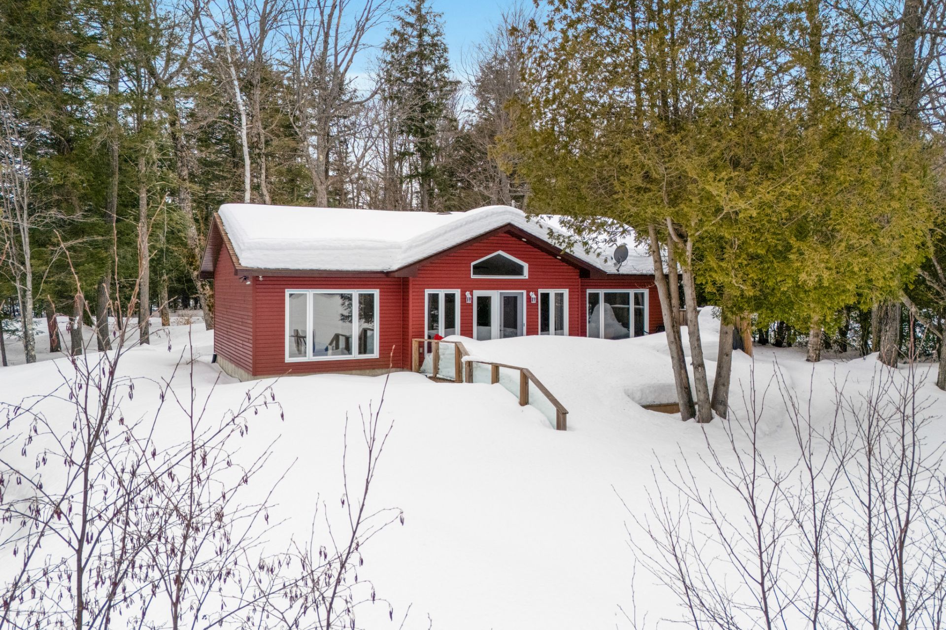 132 Ch. du Lac-Achigan