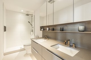 Salle de bains attenante à la CCP