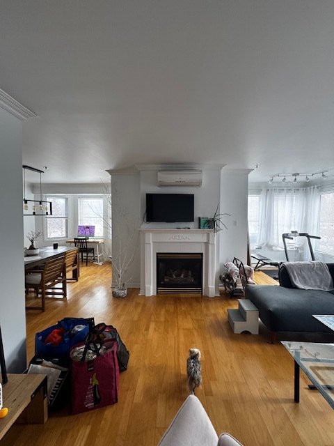 #304 - 129 Rue d'Angoulême