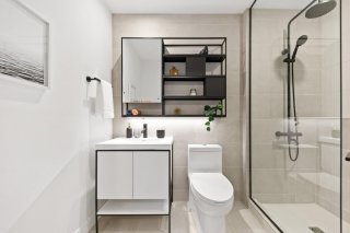 Ensuite bathroom