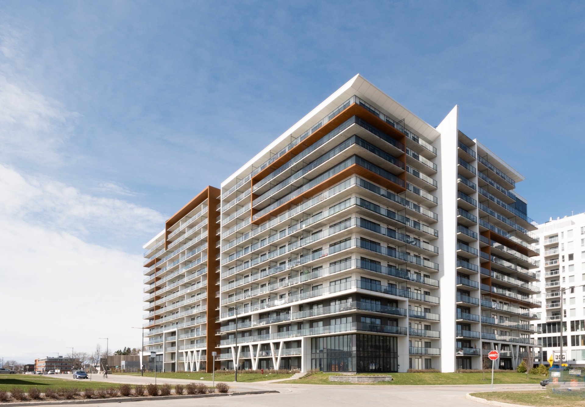 #1107 - 937 Av. Roland-Beaudin