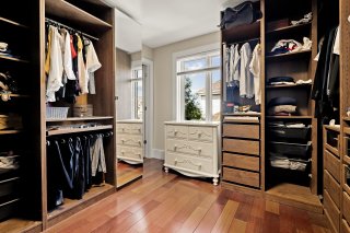 Walk-in closet