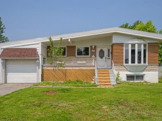 2248 Rue de Perse
