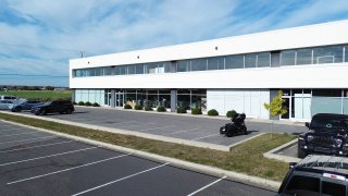 #104 - 2105 Ch. de l'Industrie