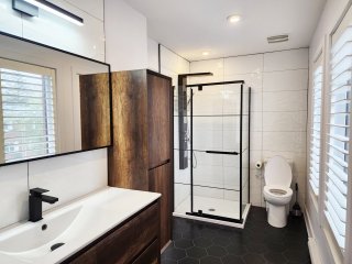 Ensuite bathroom