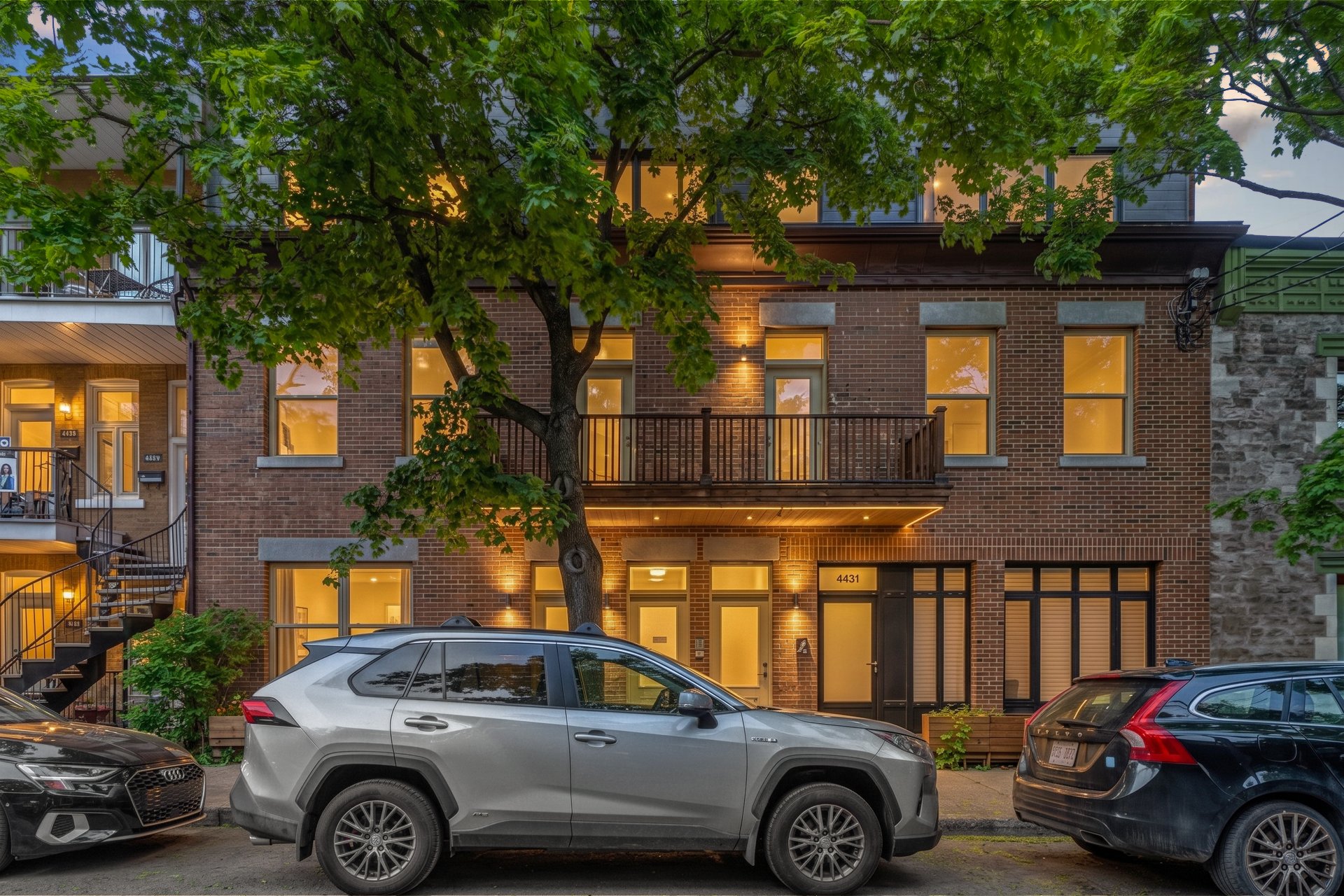 #201 - 4433 Rue Chambord